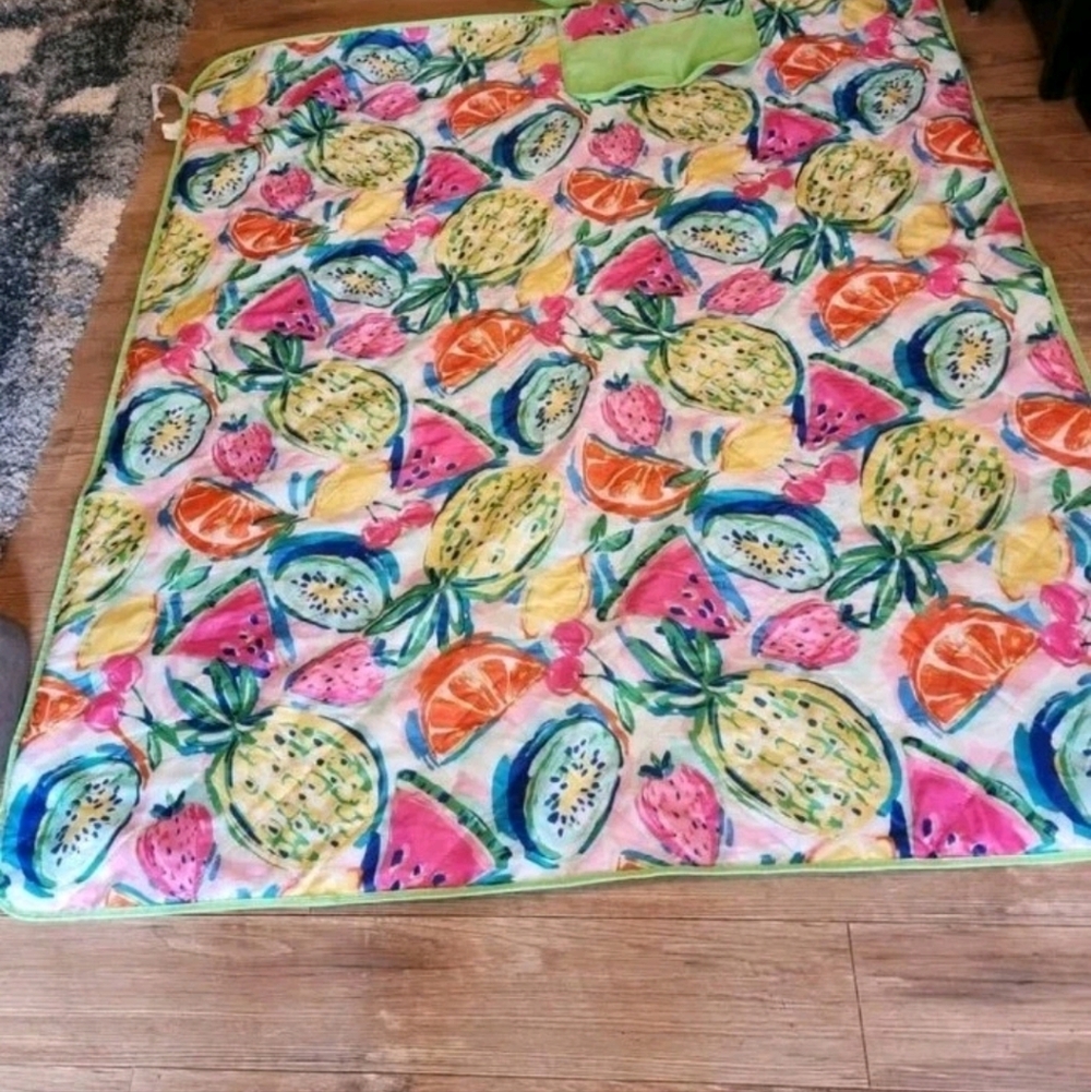 XL Vibrant Picnic Beach Blanket 70"L × 60"W (NEW!)